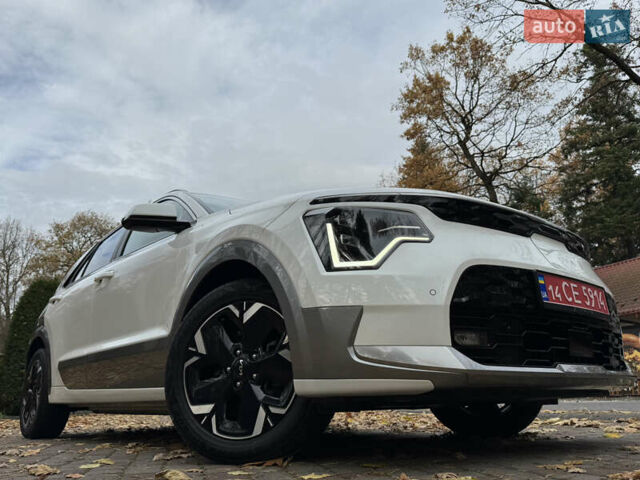 Білий Кіа Niro, об'ємом двигуна 0 л та пробігом 85 тис. км за 26899 $, фото 41 на Automoto.ua