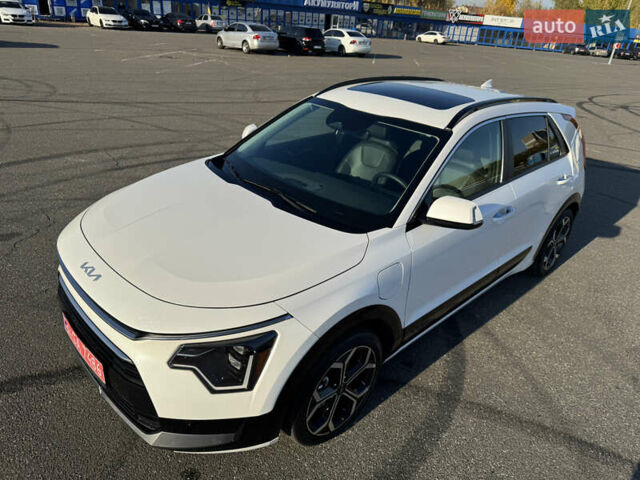 Белый Киа Niro, объемом двигателя 1.58 л и пробегом 15 тыс. км за 27800 $, фото 26 на Automoto.ua