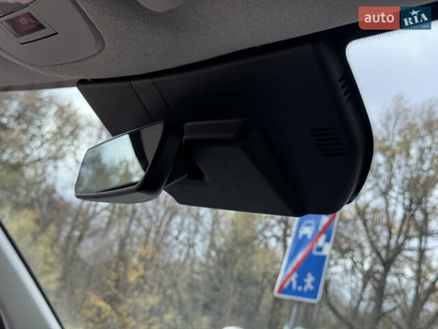 Білий Кіа Niro, об'ємом двигуна 0 л та пробігом 85 тис. км за 26899 $, фото 158 на Automoto.ua