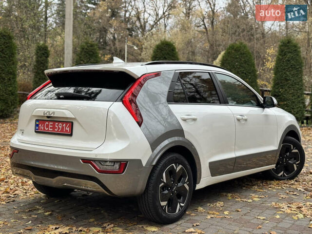 Білий Кіа Niro, об'ємом двигуна 0 л та пробігом 85 тис. км за 26899 $, фото 61 на Automoto.ua
