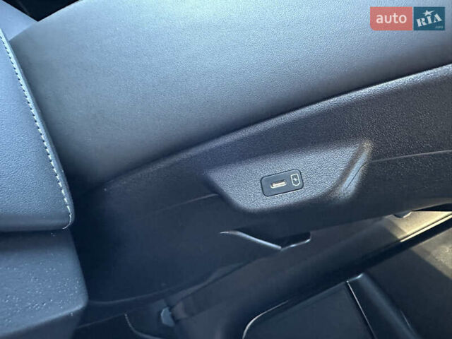 Білий Кіа Niro, об'ємом двигуна 0 л та пробігом 5 тис. км за 27980 $, фото 73 на Automoto.ua