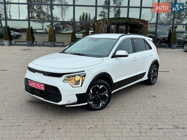 Білий Кіа Niro, об'ємом двигуна 0 л та пробігом 49 тис. км за 21500 $, фото 2 на Automoto.ua