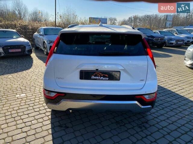 Білий Кіа Niro, об'ємом двигуна 1.6 л та пробігом 19 тис. км за 22900 $, фото 5 на Automoto.ua