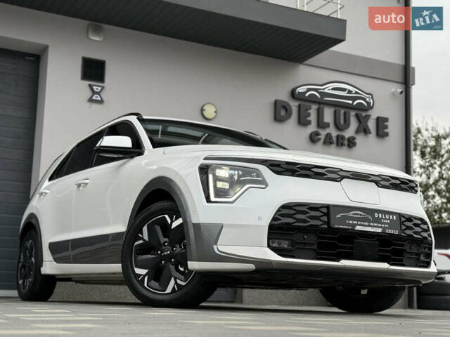 Белый Киа Niro, объемом двигателя 0 л и пробегом 24 тыс. км за 24700 $, фото 4 на Automoto.ua
