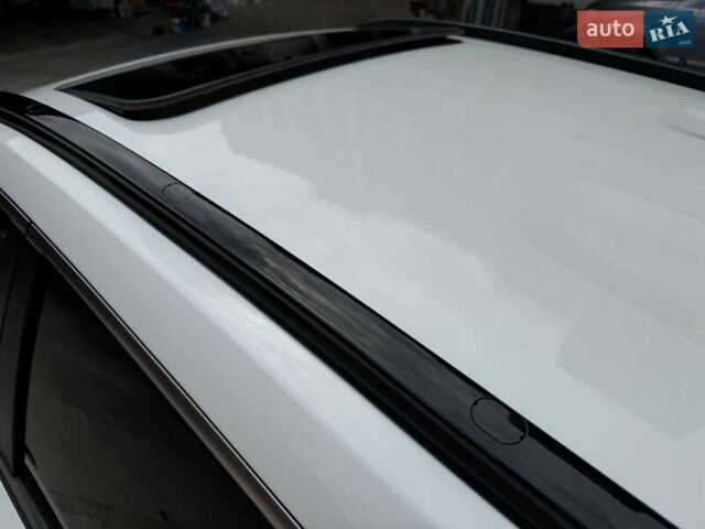 Киа Niro 2023 в Умани на Automoto.ua Белый Киа Niro, объемом двигателя 0 л и пробегом 83 тыс. км за 24600 $, фото 58 на Automoto.ua