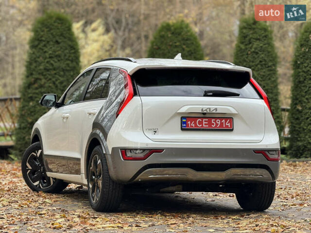 Білий Кіа Niro, об'ємом двигуна 0 л та пробігом 85 тис. км за 26899 $, фото 78 на Automoto.ua