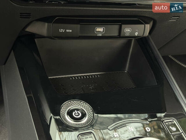 Білий Кіа Niro, об'ємом двигуна 0 л та пробігом 85 тис. км за 26899 $, фото 138 на Automoto.ua