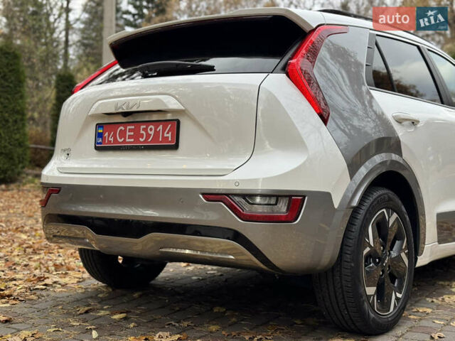 Білий Кіа Niro, об'ємом двигуна 0 л та пробігом 85 тис. км за 26899 $, фото 67 на Automoto.ua