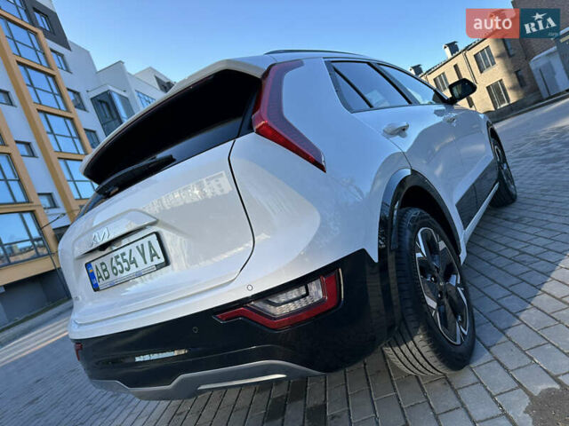 Білий Кіа Niro, об'ємом двигуна 0 л та пробігом 5 тис. км за 27980 $, фото 15 на Automoto.ua