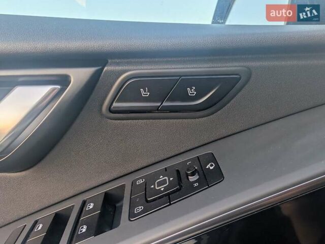 Білий Кіа Niro, об'ємом двигуна 0 л та пробігом 48 тис. км за 24999 $, фото 13 на Automoto.ua