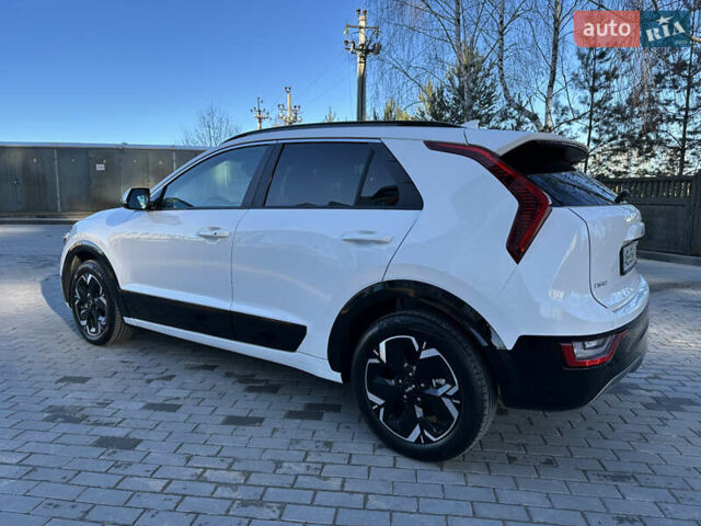 Білий Кіа Niro, об'ємом двигуна 0 л та пробігом 5 тис. км за 27980 $, фото 11 на Automoto.ua