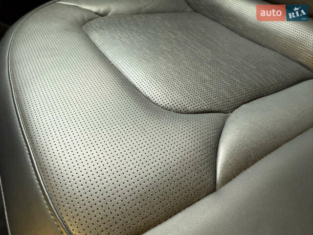 Белый Киа Niro, объемом двигателя 0 л и пробегом 81 тыс. км за 23700 $, фото 102 на Automoto.ua