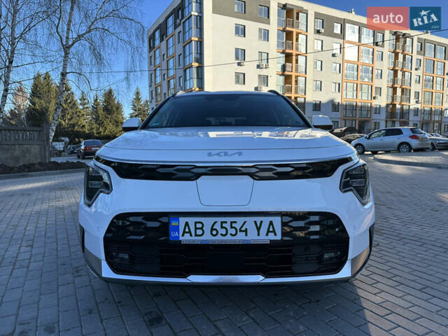 Білий Кіа Niro, об'ємом двигуна 0 л та пробігом 5 тис. км за 27980 $, фото 2 на Automoto.ua