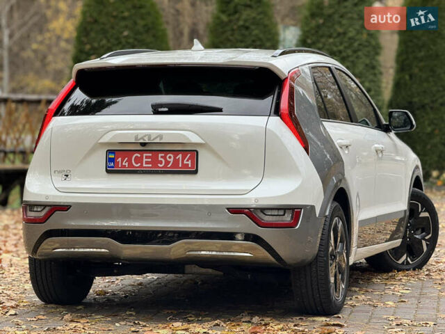 Білий Кіа Niro, об'ємом двигуна 0 л та пробігом 85 тис. км за 26899 $, фото 59 на Automoto.ua