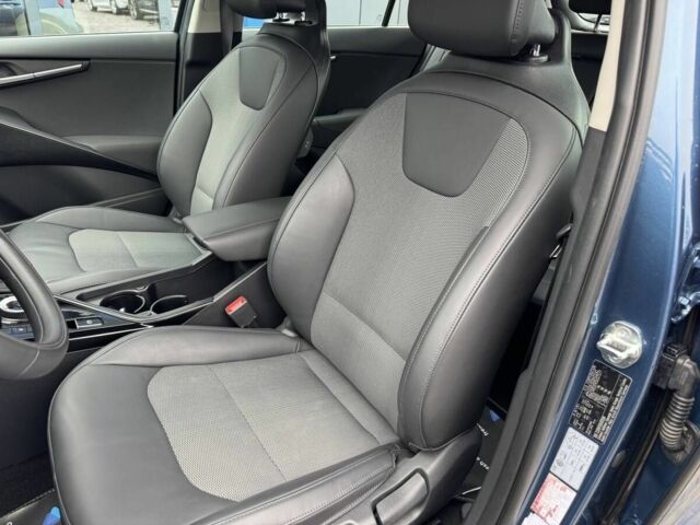 Белый Киа Niro, объемом двигателя 0 л и пробегом 113 тыс. км за 23900 $, фото 20 на Automoto.ua