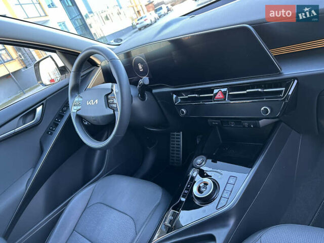 Білий Кіа Niro, об'ємом двигуна 0 л та пробігом 5 тис. км за 27980 $, фото 57 на Automoto.ua