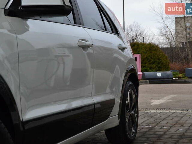 Белый Киа Niro, объемом двигателя 0 л и пробегом 33 тыс. км за 27999 $, фото 16 на Automoto.ua