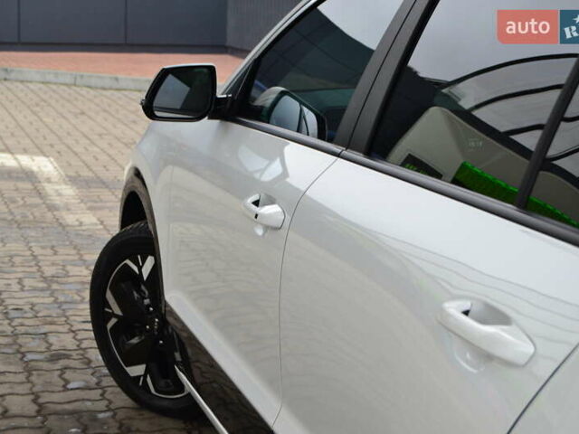 Белый Киа Niro, объемом двигателя 0 л и пробегом 33 тыс. км за 27999 $, фото 30 на Automoto.ua