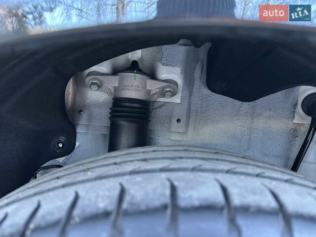 Білий Кіа Niro, об'ємом двигуна 0 л та пробігом 5 тис. км за 27980 $, фото 77 на Automoto.ua