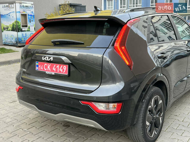 Белый Киа Niro, объемом двигателя 0 л и пробегом 120 тыс. км за 20000 $, фото 11 на Automoto.ua