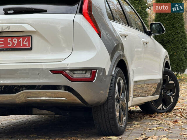 Білий Кіа Niro, об'ємом двигуна 0 л та пробігом 85 тис. км за 26899 $, фото 74 на Automoto.ua