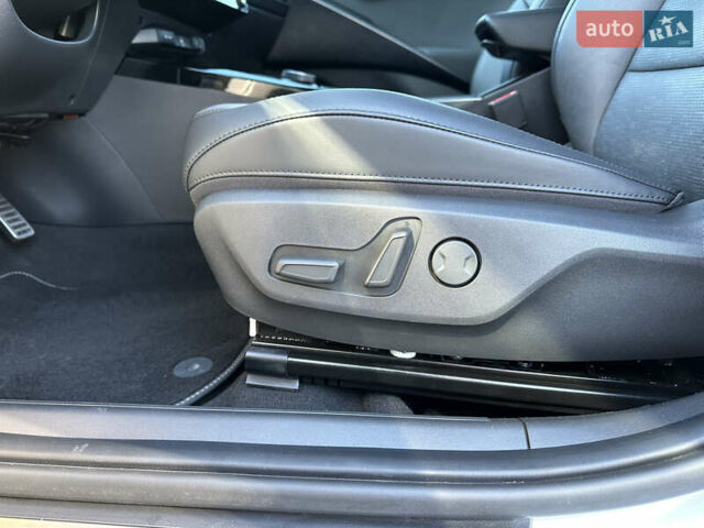Білий Кіа Niro, об'ємом двигуна 0 л та пробігом 5 тис. км за 27980 $, фото 47 на Automoto.ua