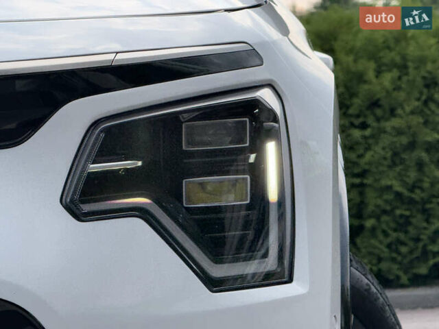 Киа Niro 2023 в Дрогобыче на Automoto.ua Белый Киа Niro, объемом двигателя 0 л и пробегом 57 тыс. км за 23850 $, фото 17 на Automoto.ua