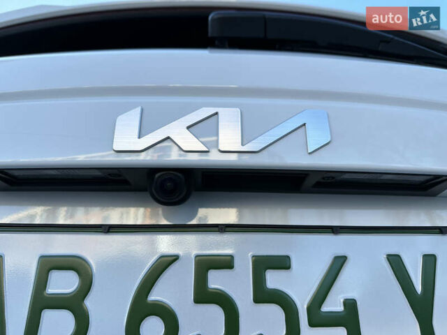 Білий Кіа Niro, об'ємом двигуна 0 л та пробігом 5 тис. км за 27980 $, фото 88 на Automoto.ua