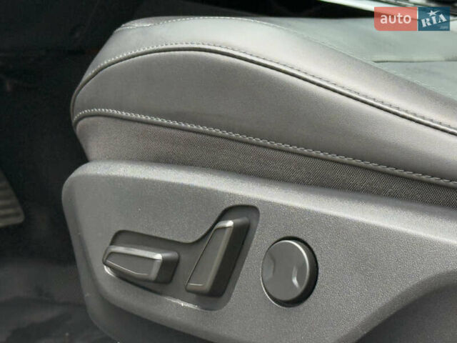 Киа Niro 2023 в Дрогобыче на Automoto.ua Белый Киа Niro, объемом двигателя 0 л и пробегом 57 тыс. км за 23850 $, фото 49 на Automoto.ua