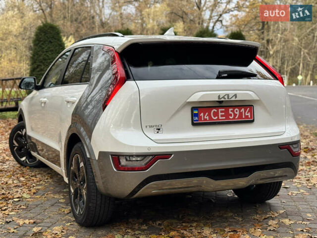 Білий Кіа Niro, об'ємом двигуна 0 л та пробігом 85 тис. км за 26899 $, фото 84 на Automoto.ua