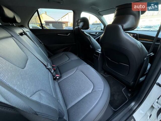 Белый Киа Niro, объемом двигателя 0 л и пробегом 6 тыс. км за 26800 $, фото 21 на Automoto.ua