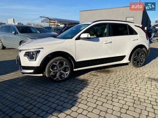 Білий Кіа Niro, об'ємом двигуна 1.6 л та пробігом 19 тис. км за 22900 $, фото 3 на Automoto.ua