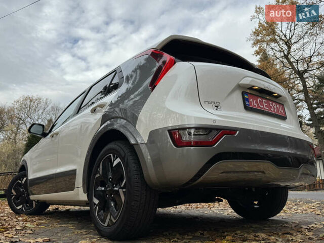 Білий Кіа Niro, об'ємом двигуна 0 л та пробігом 85 тис. км за 26899 $, фото 90 на Automoto.ua