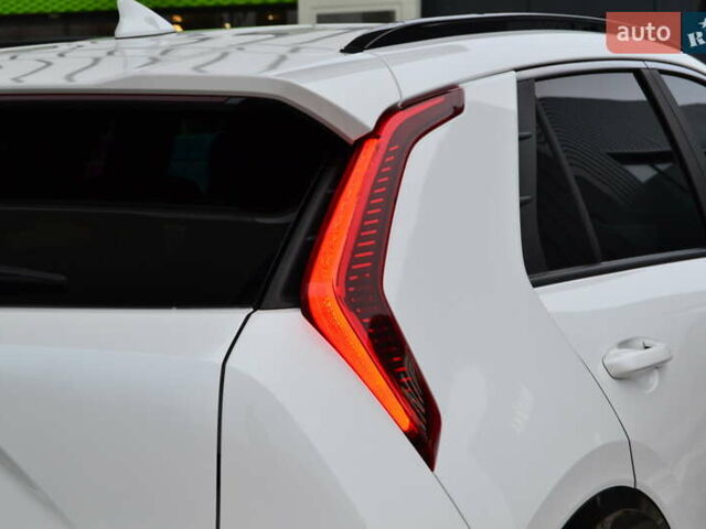 Белый Киа Niro, объемом двигателя 0 л и пробегом 33 тыс. км за 27999 $, фото 57 на Automoto.ua