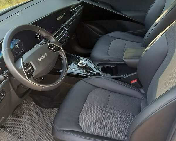 Белый Киа Niro, объемом двигателя 0 л и пробегом 77 тыс. км за 24000 $, фото 9 на Automoto.ua