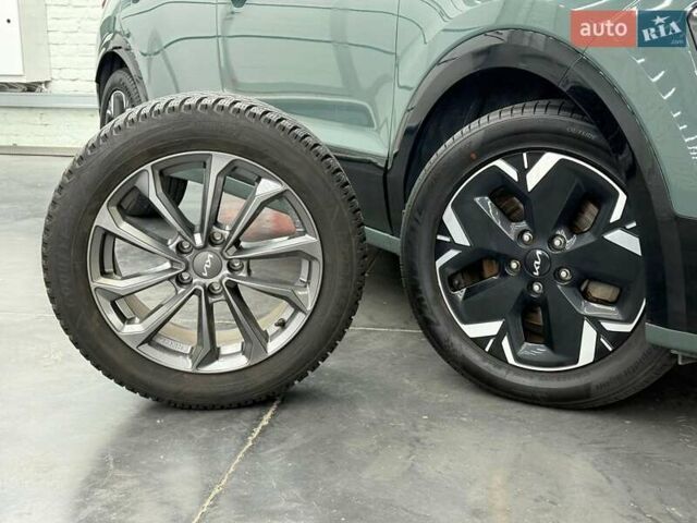Белый Киа Niro, объемом двигателя 0 л и пробегом 86 тыс. км за 28955 $, фото 2 на Automoto.ua