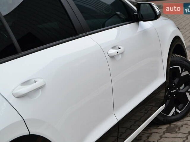 Белый Киа Niro, объемом двигателя 0 л и пробегом 33 тыс. км за 27999 $, фото 60 на Automoto.ua