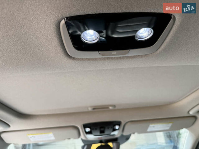 Киа Niro 2023 в Умани на Automoto.ua Белый Киа Niro, объемом двигателя 0 л и пробегом 83 тыс. км за 24600 $, фото 43 на Automoto.ua