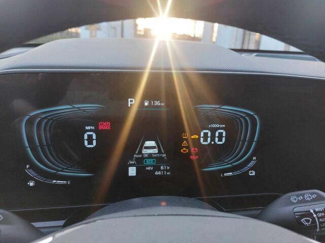 Белый Киа Niro, объемом двигателя 1.6 л и пробегом 7 тыс. км за 29000 $, фото 5 на Automoto.ua