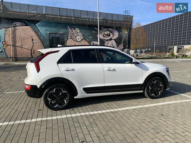 Белый Киа Niro, объемом двигателя 0 л и пробегом 35 тыс. км за 24900 $, фото 17 на Automoto.ua