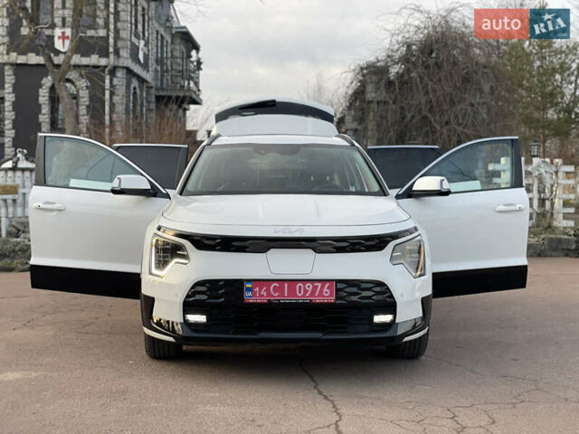 Белый Киа Niro, объемом двигателя 0 л и пробегом 9 тыс. км за 27800 $, фото 20 на Automoto.ua