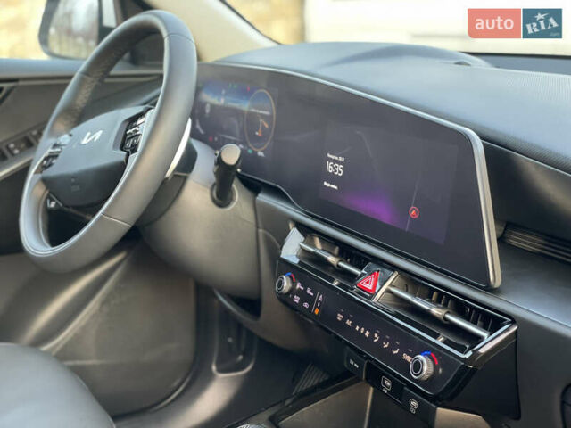 Белый Киа Niro, объемом двигателя 0 л и пробегом 9 тыс. км за 27800 $, фото 32 на Automoto.ua