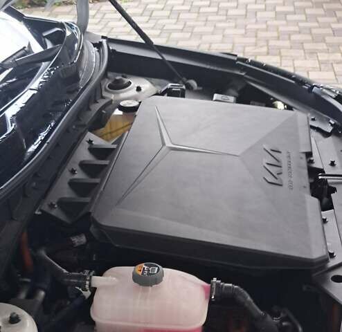 Білий Кіа Niro, об'ємом двигуна 0 л та пробігом 32 тис. км за 16500 $, фото 22 на Automoto.ua