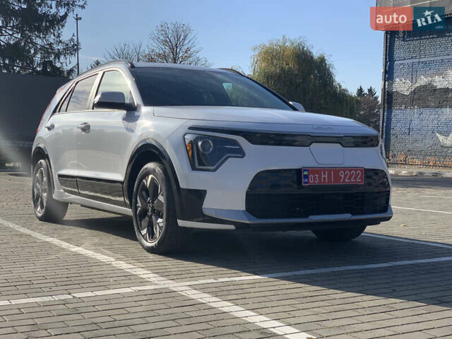 Белый Киа Niro, объемом двигателя 0 л и пробегом 35 тыс. км за 24900 $, фото 5 на Automoto.ua
