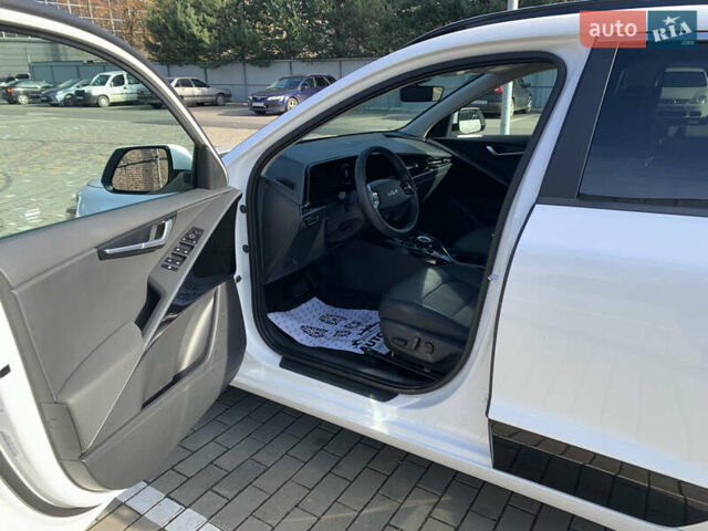 Белый Киа Niro, объемом двигателя 0 л и пробегом 35 тыс. км за 24900 $, фото 23 на Automoto.ua