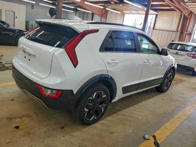 Белый Киа Niro, объемом двигателя 0 л и пробегом 45 тыс. км за 8000 $, фото 5 на Automoto.ua