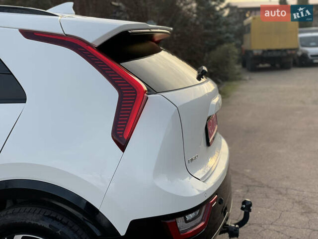 Белый Киа Niro, объемом двигателя 0 л и пробегом 9 тыс. км за 27800 $, фото 49 на Automoto.ua