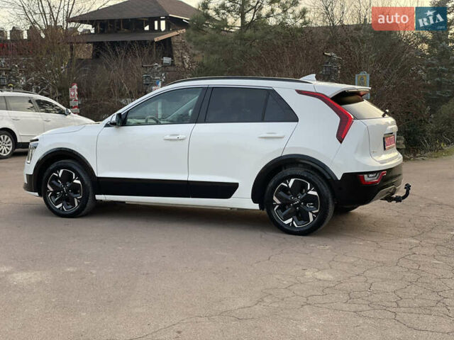 Белый Киа Niro, объемом двигателя 0 л и пробегом 9 тыс. км за 27800 $, фото 5 на Automoto.ua