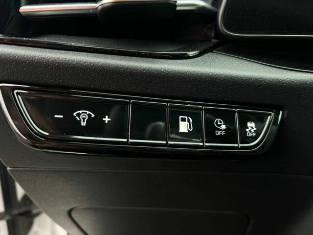 Білий Кіа Niro, об'ємом двигуна 1.6 л та пробігом 7 тис. км за 28100 $, фото 13 на Automoto.ua