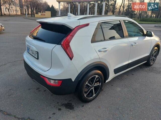 Білий Кіа Niro, об'ємом двигуна 1.58 л та пробігом 7 тис. км за 29000 $, фото 4 на Automoto.ua